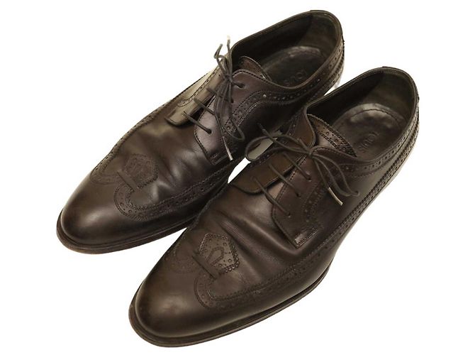 Sapatos masculinos Louis Vuitton de couro preto Brogues Oxfords com cadarço 8