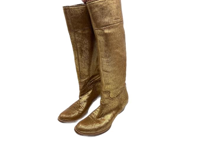 Botas MIU MIU T.UE 35 Cuero Dorado  ref.1098491