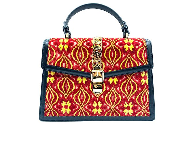 Gucci Sylvie Special Edition Samt Rot