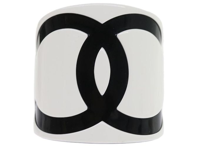 Timeless Chanel Logo CC Branco