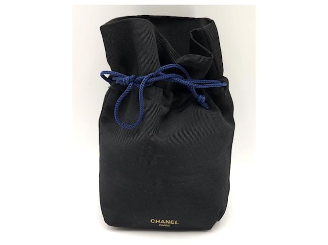 Chanel Mini sac à cordon Toile Noir  ref.1102287