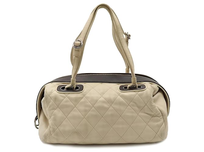 Timeless Chanel Beige Leather  ref.1102696