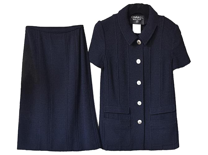 Chanel Abito bouclé in lana con bottoni CC Blu navy  ref.1102762