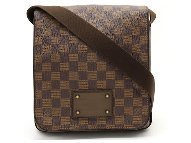 Louis Vuitton Brooklyn Brown Cloth  ref.1103620