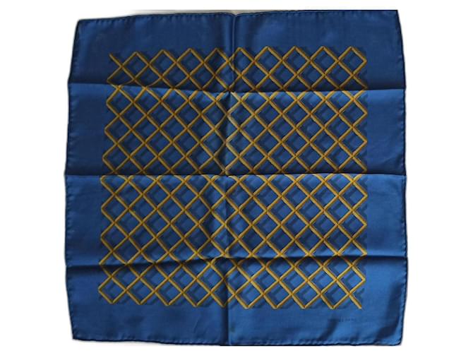 Hermès Lenços de seda Azul  ref.1104181