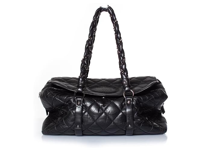 Chanel, bolsa feminina acolchoada com aba trançada Preto Couro  ref.1104315