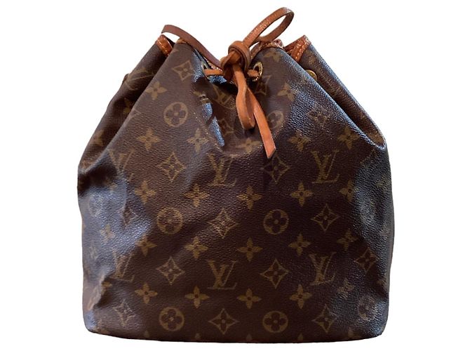 Noe Sac à main Louis Vuitton Petit Noé Monogram Monogramme