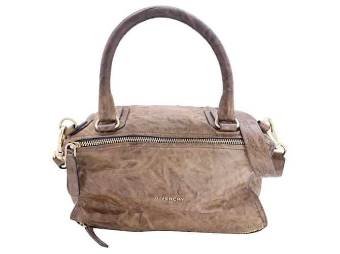 Givenchy Pandora Mittelgroße Tasche aus braunem Distressed-Leder  ref.1105983