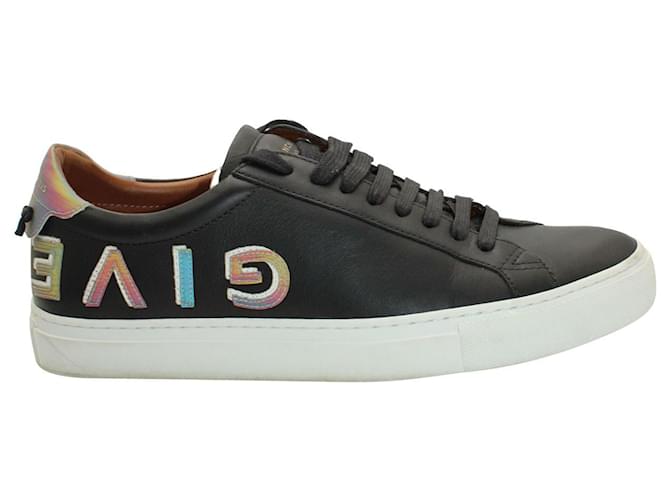Givenchy Urban Street Sneakers with Iridescent Logo in Black Leather  ref.1106133