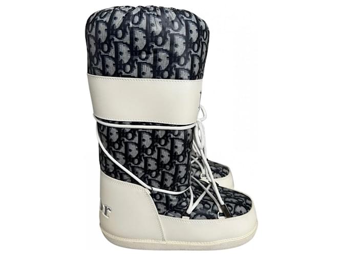 Dior Moon boots Dark blue Synthetic  ref.1106564