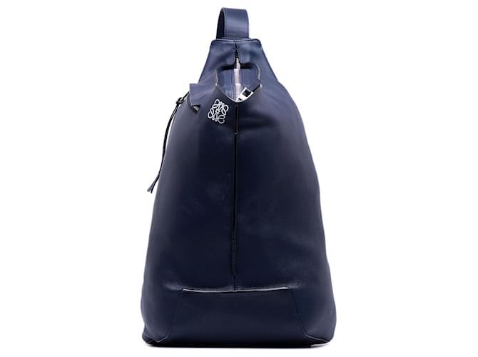 Sac dos Loewe Anton bleu Cuir Veau fa on poulain Bleu Marine ref