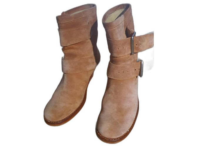 Free Lance ankle boots with lined closures Orange