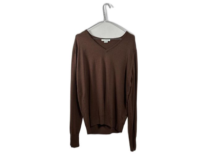John Smedley V-Ausschnitt Pullover aus extrafeiner Merinowolle Braun