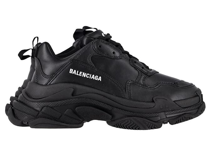 Everyday Balenciaga Triple S Sneakers in Black Polyurethane Plastic  ref.1108536