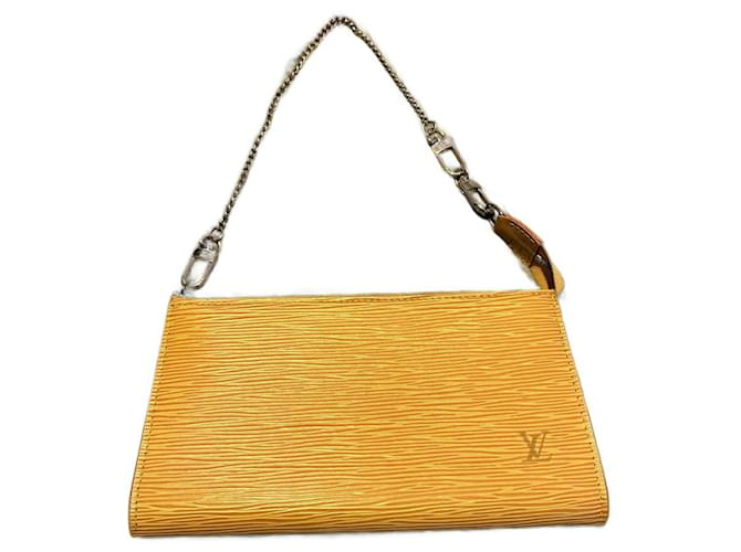 Louis Vuitton Pochette accessorio Giallo Gold hardware Pelle  ref.1108811