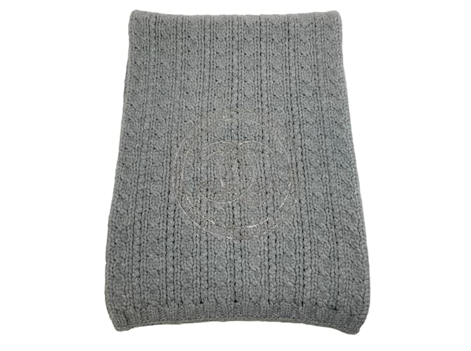 Sciarpa Chanel in maglia a trecce in cashmere grigio con logo a catena Cachemire  ref.1110508