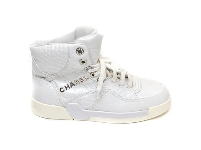Turnschuhe Chanel 38,5 Weiß Leder  ref.1110513