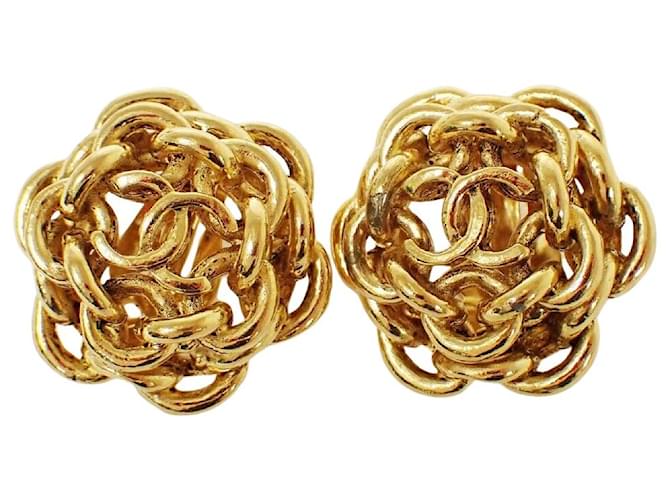 Timeless Chanel Camellia Dourado Banhado a ouro  ref.1111048