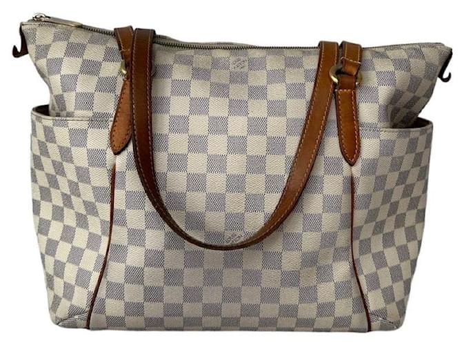 Louis Vuitton Handbags Cloth  ref.1111395