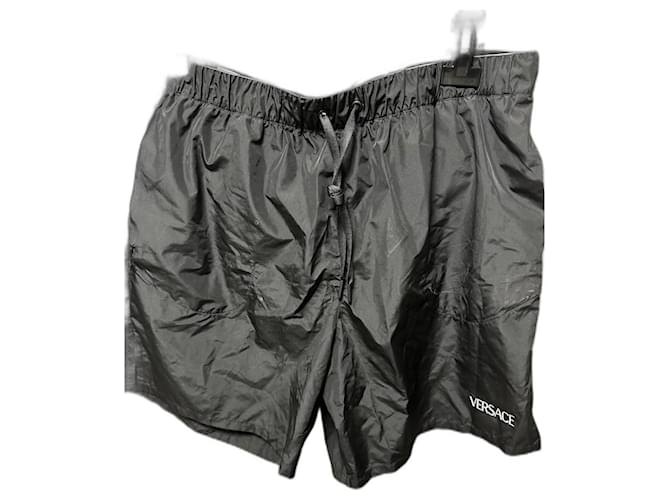 Versace pantalones cortos con Greca Negro Poliamida  ref.1112126