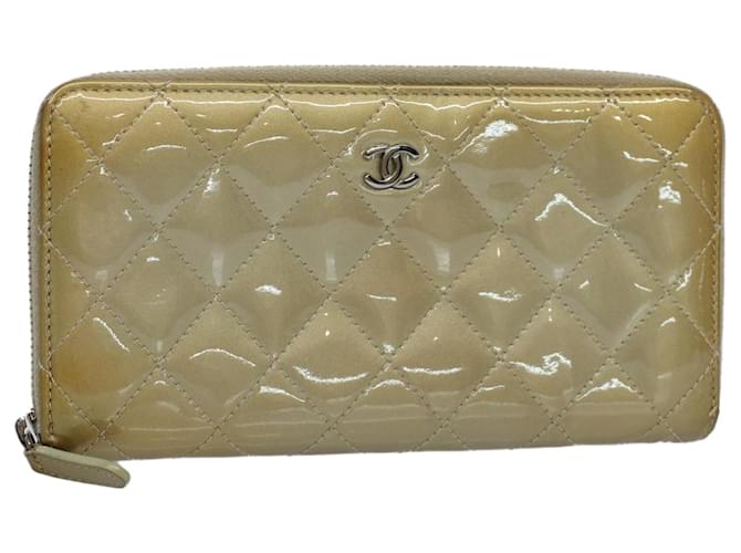 CHANEL Matelasse Long Wallet Patent leather Gold Tone CC Auth 57357  ref.1112477