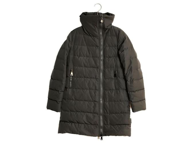 Moncler Coats, Outerwear Grey Polyester  ref.1113309