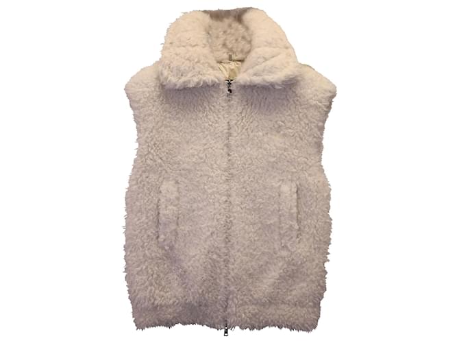 Moncler Achard Waistcoat in Cream Polyester Faux Fur  White  ref.1114065