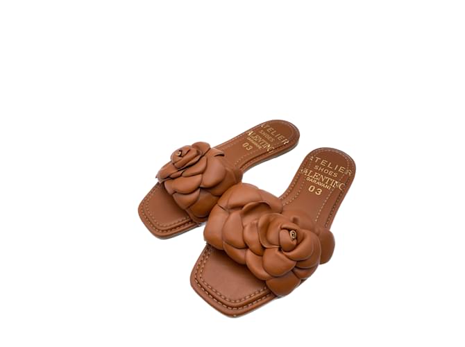 VALENTINO GARAVANI  Sandals T.eu 38.5 leather Camel  ref.1115559