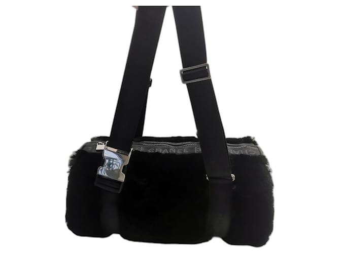 Chanel Handbags Black Leather Faux fur  ref.1115617