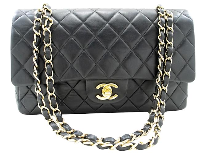 Timeless Chanel lined Flap Black Leather  ref.1115896