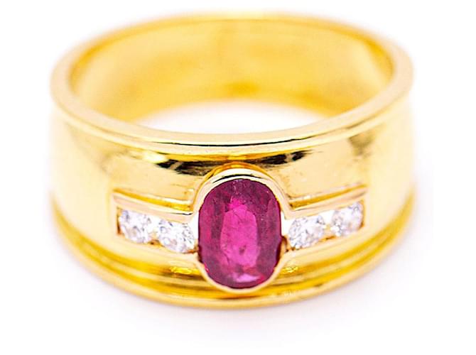 Autre Marque Goldring mit Rubin in ovaler Größe Rot Golden Gelbes Gold Diamant  ref.1116512