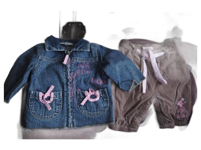 Camiseta Ikks de algodão menina 3 meses