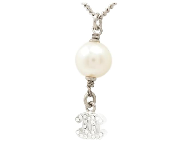 Timeless Chanel Coco Short Necklace CC Faux Pearl & Strass Silvery Metal  ref.1116956