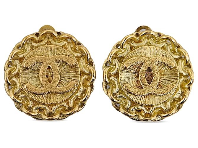Brincos Chanel Gold CC Clip On Dourado Metal Banhado a ouro  ref.1117157