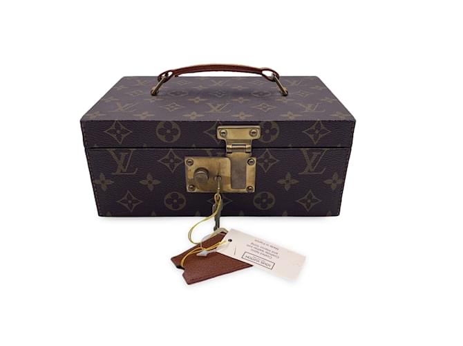 Louis Vuitton Boîte à bijoux vintage en toile monogrammée à tout Marron  ref.1118618