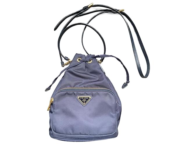 Prada Sacs à main Nylon Bleu Marine  ref.1119664