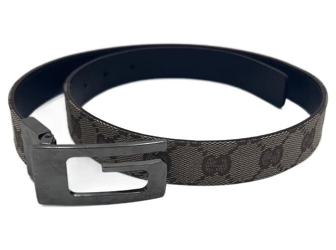 Cinto fino Gucci em lona com logo e couro bege