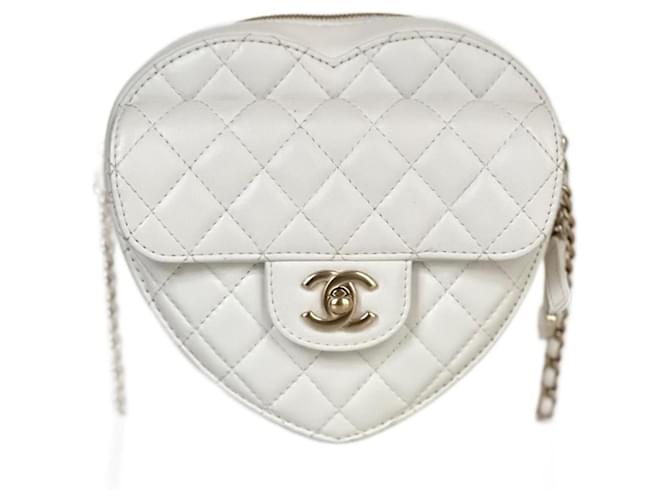 bolsa de coração Chanel Branco Pele de cordeiro  ref.1120561