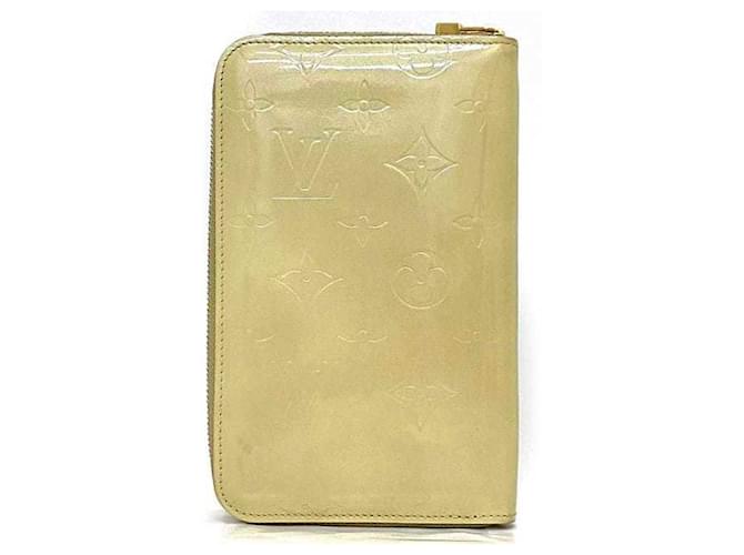 Louis Vuitton Zippy Beige Patent leather  ref.1120961