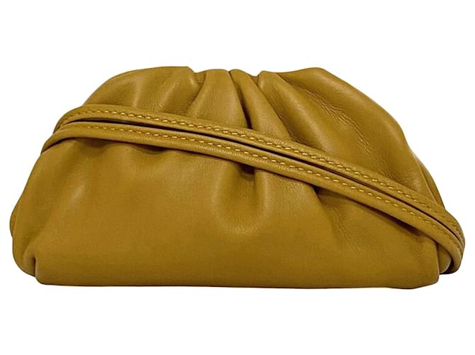 Bottega Veneta Mini pouch Beige Leather  ref.1121661