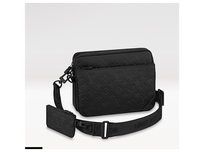 Louis Vuitton LV Trio messenger black Leather  ref.1121972