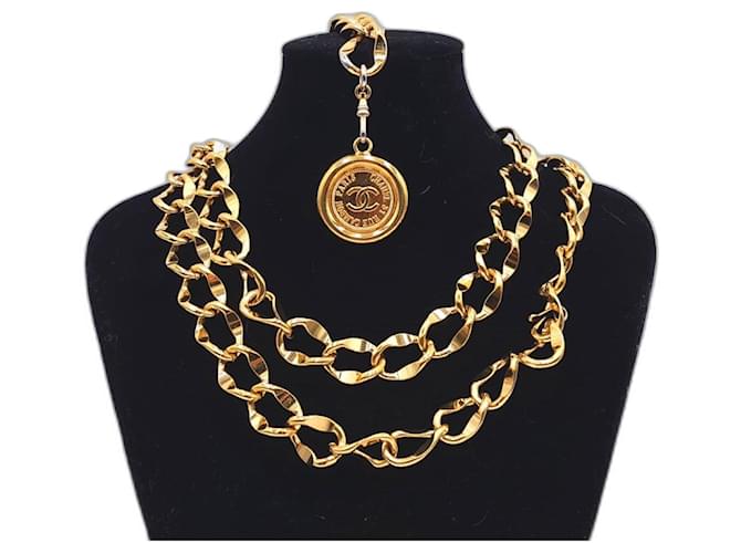 Cintura con collana a catena di monete Rue Cambon di Chanel D'oro  ref.1122177