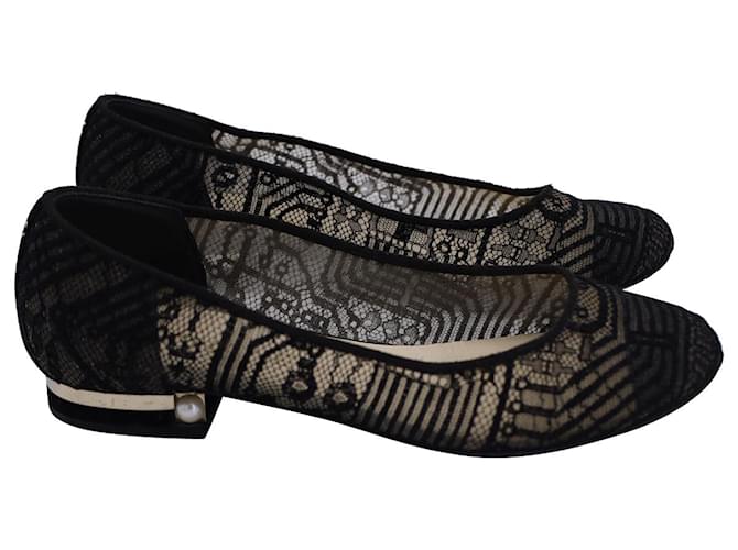 Sapatilhas Chanel Lace CC Cap Toe em poliéster preto  ref.1123881