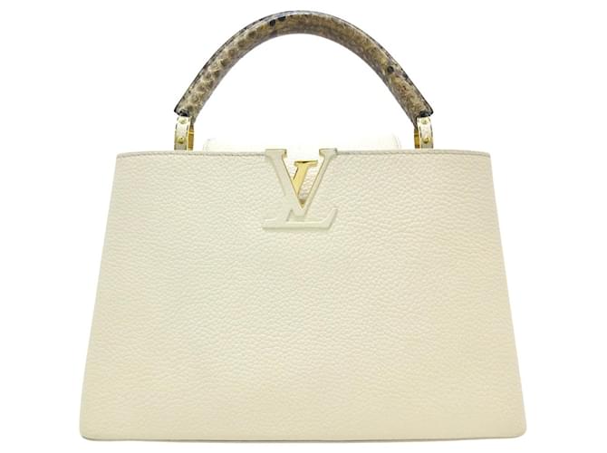 Louis Vuitton Capucines Cream Leather  ref.1124050