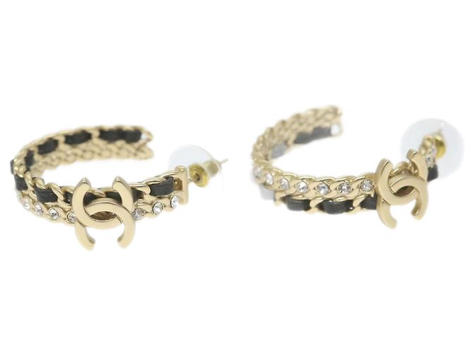 CHANEL Orecchino a cerchio tono oro CC Auth bs9647