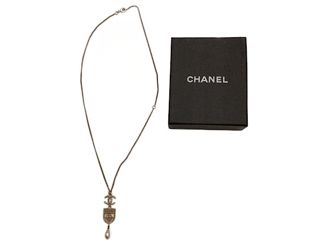 Chanel Colliers Plaqué or Doré  ref.1126453