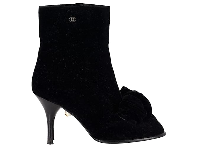 Chanel Flower Detail Ankle Boots in Black Velvet Suede  ref.1127067