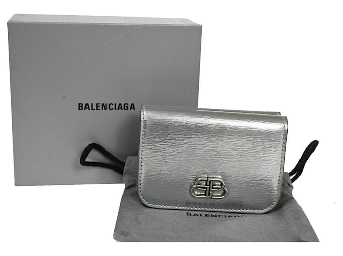 Balenciaga BB-Logo Silber Lackleder  ref.1127454