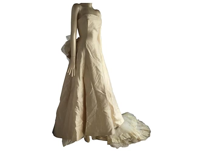Autre Marque Dresses Beige Silk  ref.1128690