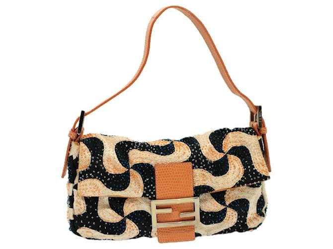 ショルダーバッグ・ポシェット FENDI MEDIUM MAMMA BAGUETTE CROSSBODY BAG FENDI Mamma Baguette Marble Denim Shoulder Bag Blue FF Logo